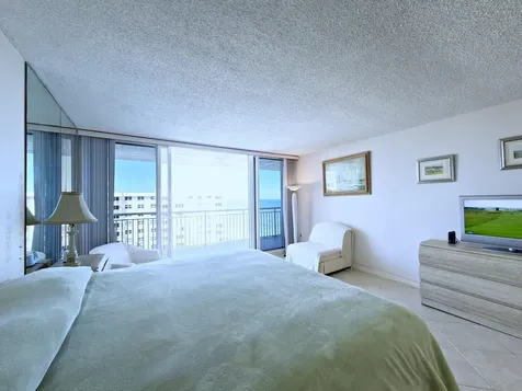 3546 S Ocean Boulevard South Palm Beach FL 33480