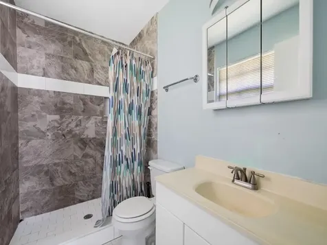 1495 12th Street Vero Beach FL 32962