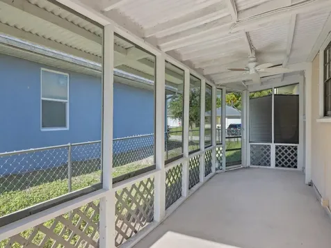 1495 12th Street Vero Beach FL 32962