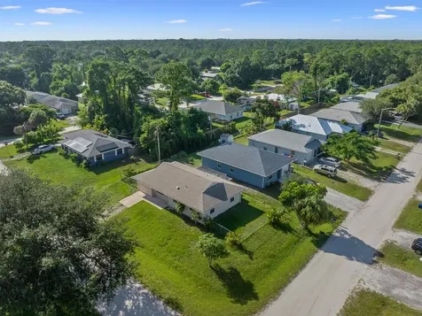 1495 12th Street Vero Beach FL 32962
