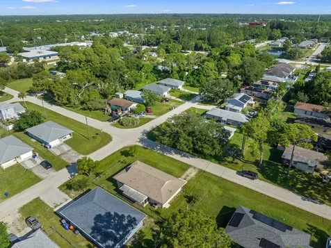 1495 12th Street Vero Beach FL 32962