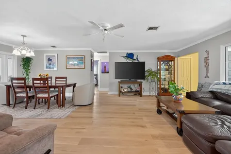 5095 Se Manatee Terrace Stuart FL 34997