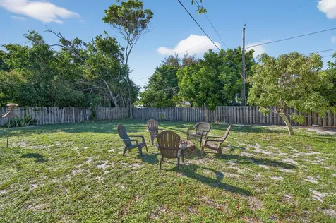 5095 Se Manatee Terrace Stuart FL 34997