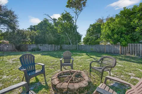 5095 Se Manatee Terrace Stuart FL 34997