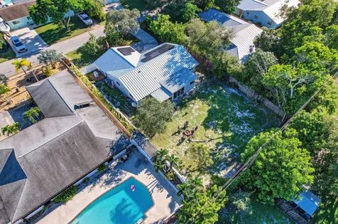 5095 Se Manatee Terrace Stuart FL 34997
