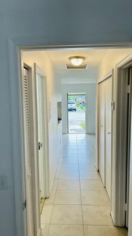 2345 N 2nd Avenue Lake Worth FL 33461