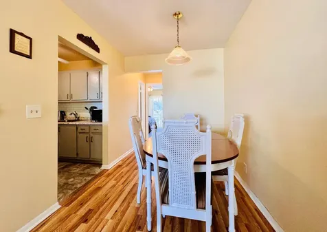 211 Easthampton I West Palm Beach FL 33417