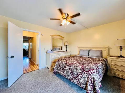 211 Easthampton I West Palm Beach FL 33417