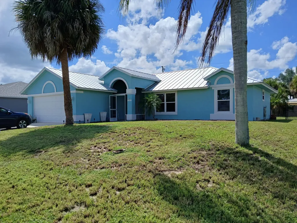 4522 Floral Street Port Saint Lucie FL 34953