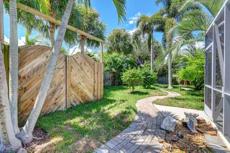 1927 Cypress Avenue Fort Pierce FL 34949