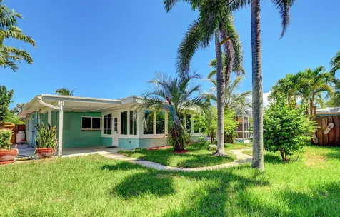 1927 Cypress Avenue Fort Pierce FL 34949