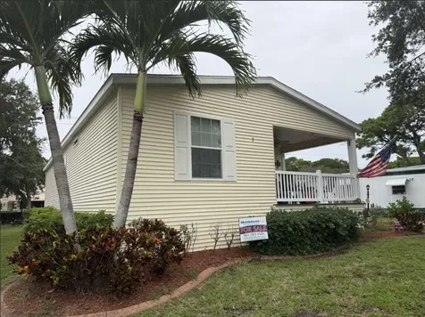 2555 Pga Blvd, Lot Palm Beach Gardens FL 33410