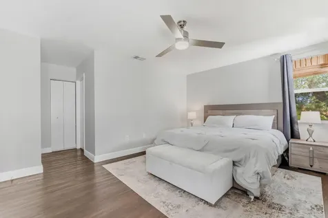 180 Nw 118th Drive Coral Springs FL 33071