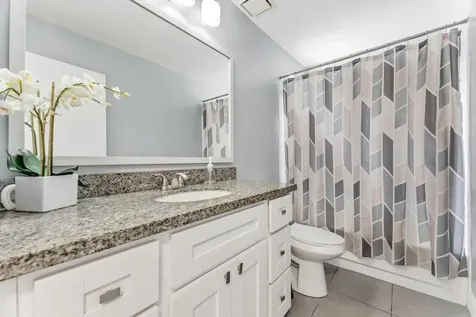 180 Nw 118th Drive Coral Springs FL 33071