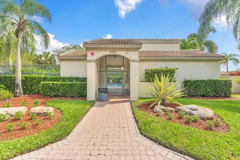 180 Nw 118th Drive Coral Springs FL 33071