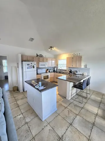 1105 Sw Swan Lake Circle Port Saint Lucie FL 34986
