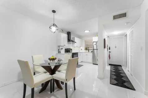 7500 Nw 30th Place Sunrise FL 33313