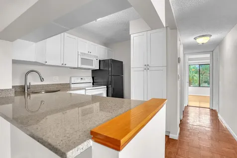 708 Sunny Pine Way Greenacres FL 33415