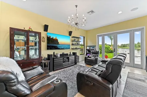 10437 Trianon Place Wellington FL 33449