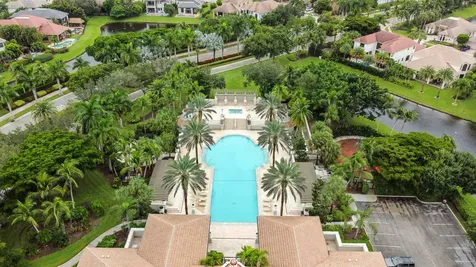 10437 Trianon Place Wellington FL 33449