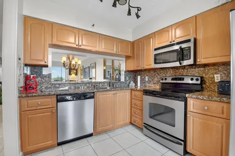 14460 Strathmore Lane Delray Beach FL 33446