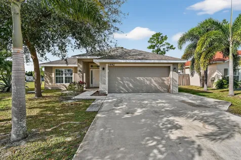 1492 Se Morrow Street Port Saint Lucie FL 34983