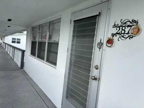 287 Camden L West Palm Beach FL 33417