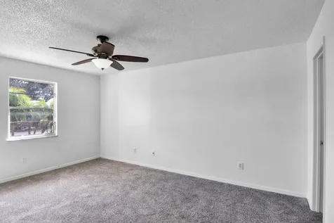 849 Sw Amethist Terrace Port Saint Lucie FL 34953