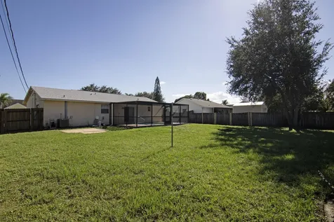 849 Sw Amethist Terrace Port Saint Lucie FL 34953