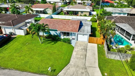 2775 Ne 5th Avenue Boca Raton FL 33431