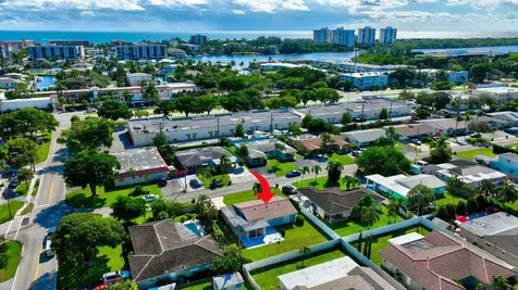 2775 Ne 5th Avenue Boca Raton FL 33431