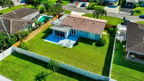 2775 Ne 5th Avenue Boca Raton FL 33431