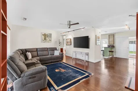 2775 Ne 5th Avenue Boca Raton FL 33431