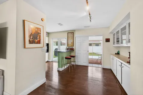 2775 Ne 5th Avenue Boca Raton FL 33431