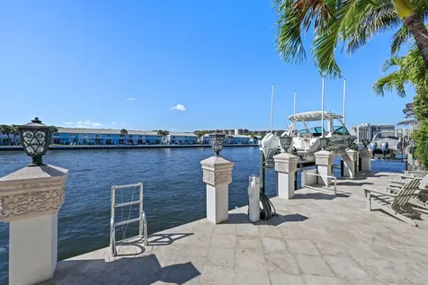 4216 Intracoastal Drive Highland Beach FL 33487
