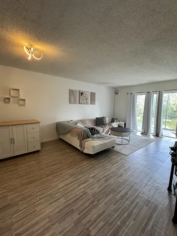 5961 N Falls Circle Drive Lauderhill FL 33319