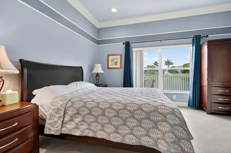 212 Berenger Walk Royal Palm Beach FL 33414