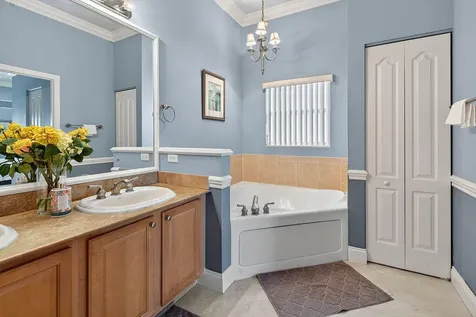 212 Berenger Walk Royal Palm Beach FL 33414