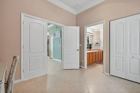212 Berenger Walk Royal Palm Beach FL 33414