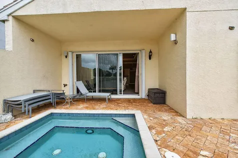 212 Berenger Walk Royal Palm Beach FL 33414