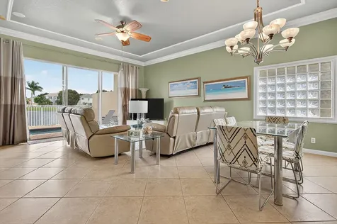 212 Berenger Walk Royal Palm Beach FL 33414