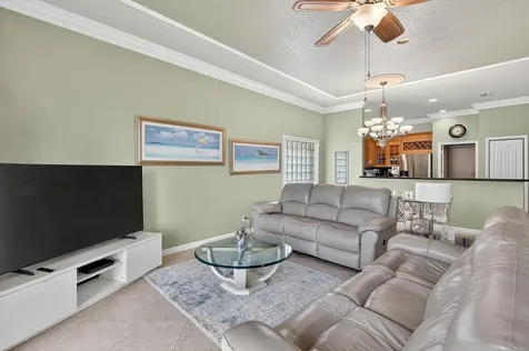 212 Berenger Walk Royal Palm Beach FL 33414