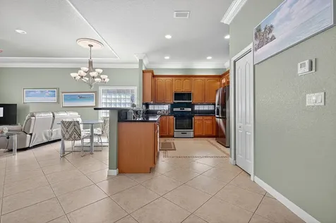 212 Berenger Walk Royal Palm Beach FL 33414