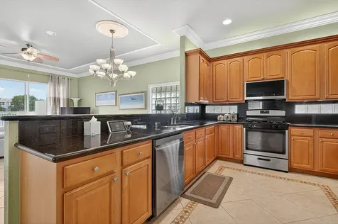 212 Berenger Walk Royal Palm Beach FL 33414