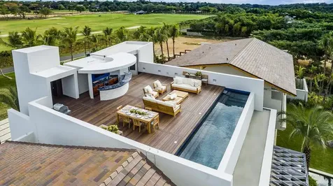 10 00 Casa De Campo DR 22000