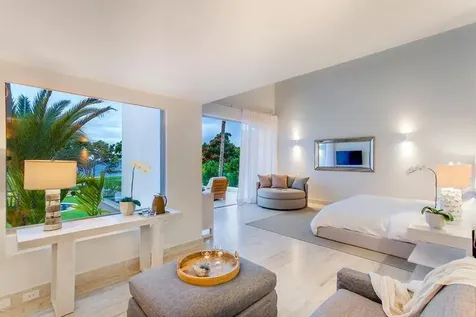 10 00 Casa De Campo DR 22000