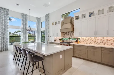 2530 Nw 71st Street Boca Raton FL 33496