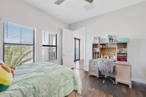 2530 Nw 71st Street Boca Raton FL 33496