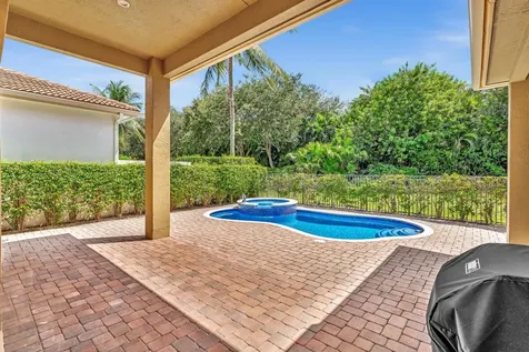 8126 Valhalla Drive Delray Beach FL 33446