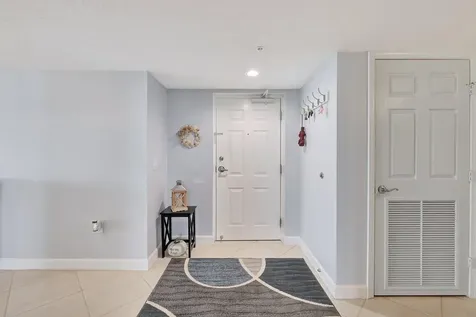 5049 N Highway A1a Hutchinson Island FL 34949